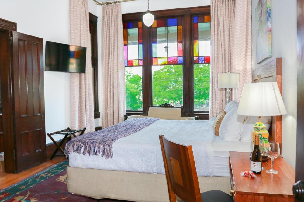Double Room with Patio interior